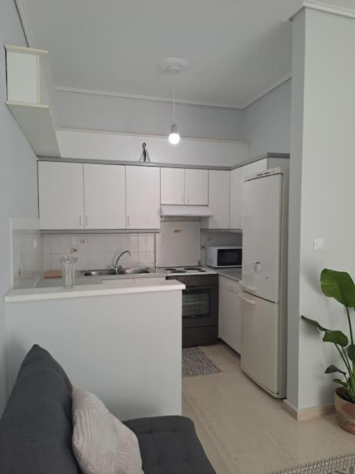 Δίπλα Στο Πάρκο Apartment Kalamata Exterior foto